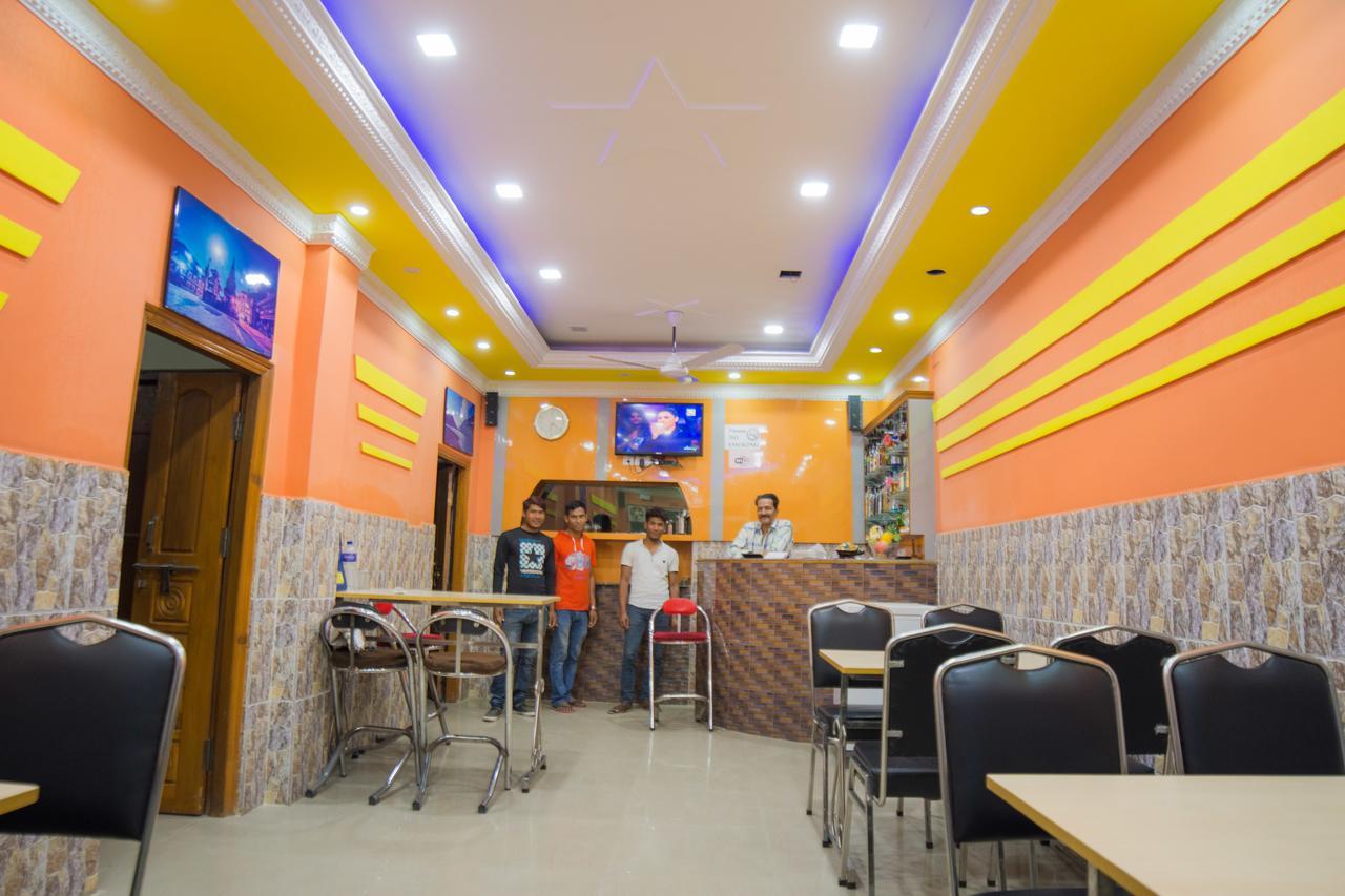 Galaxy Guest House Bhairāhawā Esterno foto
